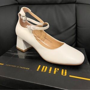 NIB❗️ IDIFU Mary Jane block heel pumps with an ankle strap size 7
